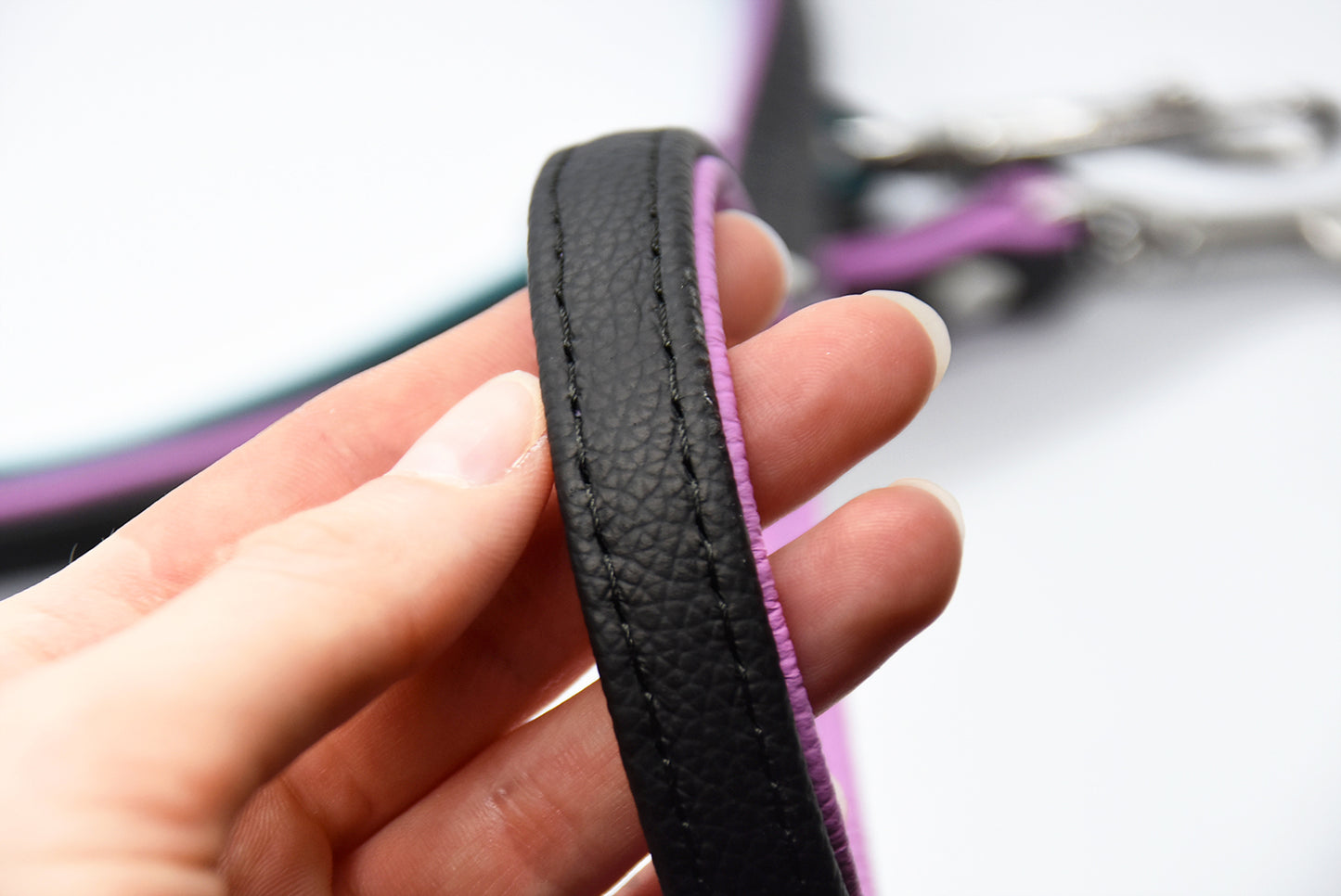 CITY LEINE BICOLOR・Elegante Kurzleine aus butterweichem Nappaleder