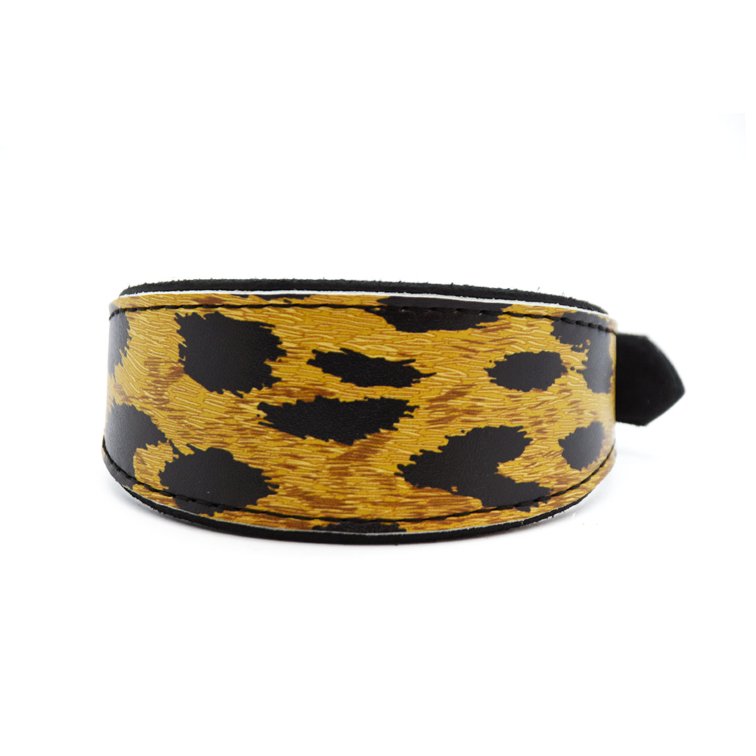 Breite Auflagefläche und Leomuster-Zierbesatz – schwarzes Fettleder Windhundhalsband