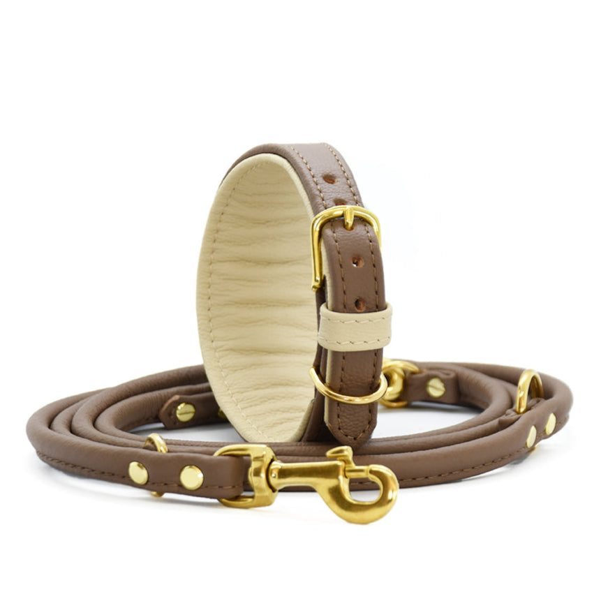 Weiches Windhundhalsband aus Leder mit passender Hundeleine im Set – edles Set aus Windhundhalsband und Leine in Mokka-Farbton.