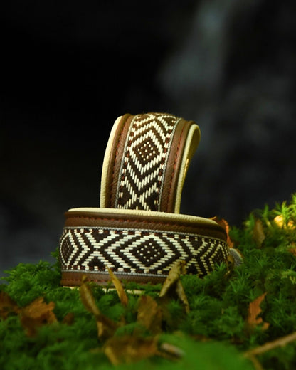 Halsband AZTEC • Leichtes Nappaleder Halsband mit edler Borte für Windhunde