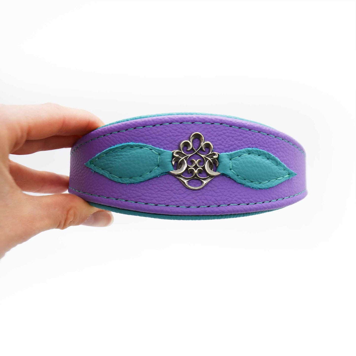 WINGS Hundehalsband 𝗸𝗼𝗻𝗳𝗶𝗴𝘂𝗿𝗶𝗲𝗿𝗯𝗮𝗿・Nappaleder