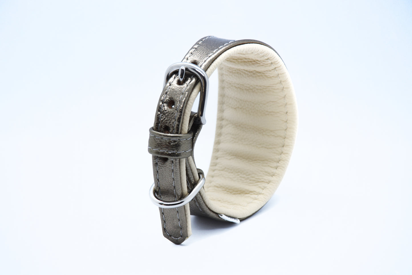 FUCILE・Exklusives Metallic Ziegenleder Halsband